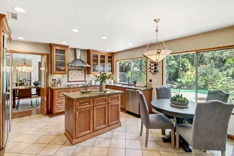 Kitchen - 4820 Thor Way, Carmichael, CA 95608 photo 3 of 10