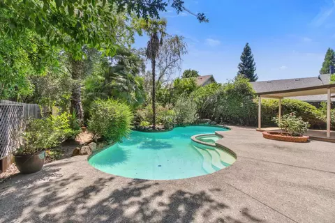 Exterior - 4820 Thor Way, Carmichael, CA 95608 photo 13 of 25