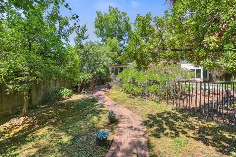 Exterior - 4820 Thor Way, Carmichael, CA 95608 photo 15 of 25