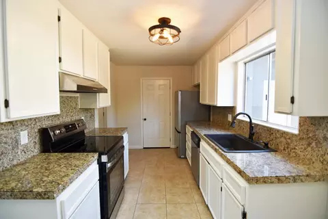 720 Bluefield Ave, Turlock, CA 95382 photo 11