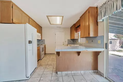 2116 Glendale Ave, Modesto, CA 95354 photo 11
