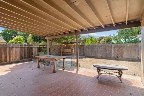 Exterior - 1817 Murrietta Ln, Modesto, CA 95355 photo 4 of 7