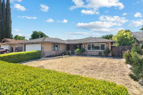 Exterior - 1817 Murrietta Ln, Modesto, CA 95355 photo 3 of 7