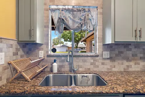 Kitchen - 1817 Murrietta Ln, Modesto, CA 95355 photo 4 of 4