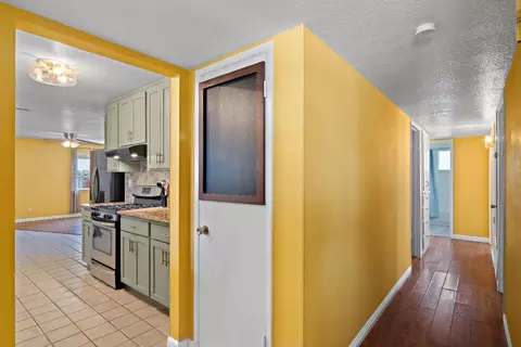 Entry Way - 1817 Murrietta Ln, Modesto, CA 95355 photo 1 of 1