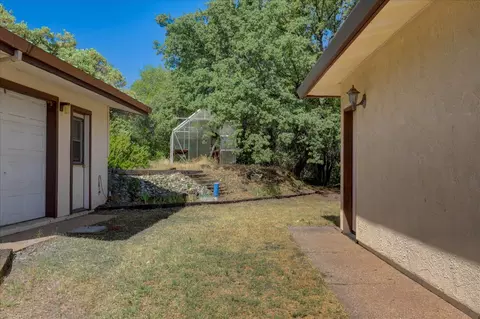 Exterior - 13994 Chukar Dr, Grass Valley, CA 95949 photo 11 of 30