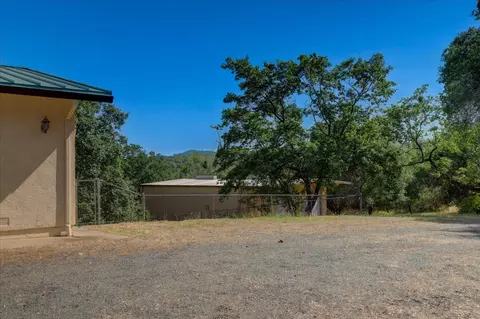 Exterior - 13994 Chukar Dr, Grass Valley, CA 95949 photo 7 of 30