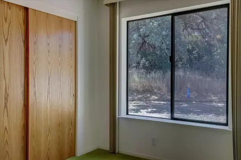 Bedroom - 13994 Chukar Dr, Grass Valley, CA 95949 photo 1 of 10