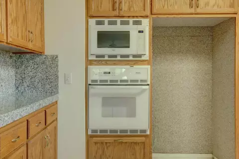 Kitchen - 13994 Chukar Dr, Grass Valley, CA 95949 photo 2 of 7