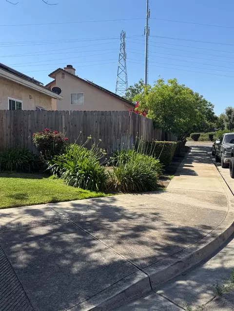 430 Czerny St, Tracy, CA 95376 photo 5
