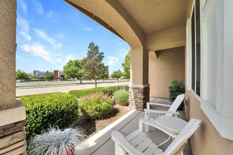 Exterior - 221 Travertine Dr, Ripon, CA 95366 photo 6 of 24