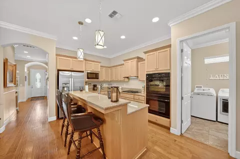Kitchen - 221 Travertine Dr, Ripon, CA 95366 photo 4 of 5