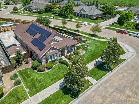 View/Area - 221 Travertine Dr, Ripon, CA 95366 photo 9 of 17