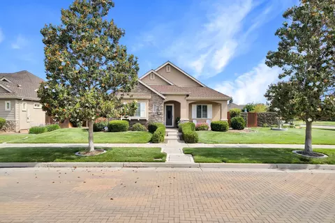 Exterior - 221 Travertine Dr, Ripon, CA 95366 photo 22 of 24