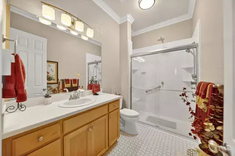 Bath - 221 Travertine Dr, Ripon, CA 95366 photo 1 of 1