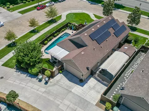 View/Area - 221 Travertine Dr, Ripon, CA 95366 photo 5 of 17
