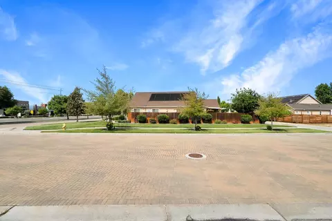 Exterior - 221 Travertine Dr, Ripon, CA 95366 photo 24 of 24