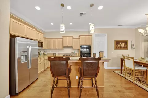 Kitchen - 221 Travertine Dr, Ripon, CA 95366 photo 1 of 5