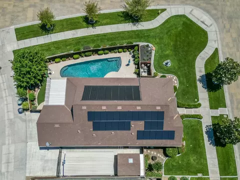 View/Area - 221 Travertine Dr, Ripon, CA 95366 photo 6 of 17