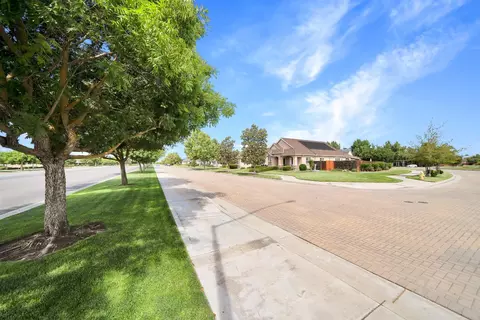 Other - 221 Travertine Dr, Ripon, CA 95366 photo 14 of 15