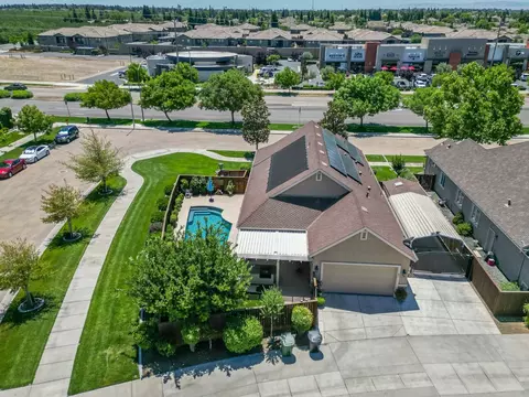 View/Area - 221 Travertine Dr, Ripon, CA 95366 photo 4 of 17