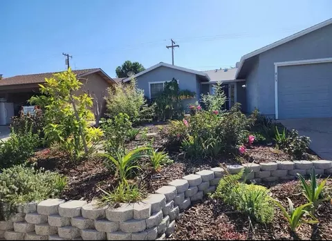915 Athan Way, Roseville, CA 95678