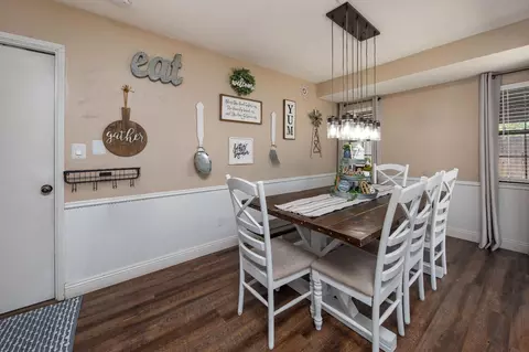 Dining - 1605 Sutter Ln, Lodi, CA 95240 photo 2 of 2