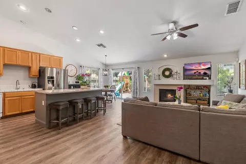 2912 Omega Way, Modesto, CA 95355 photo 3