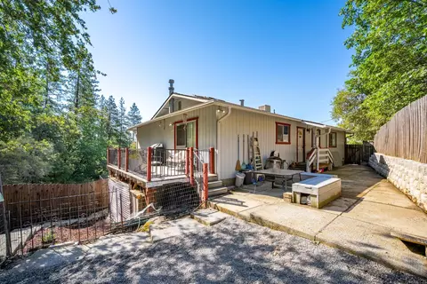 Exterior - 111 W Oak Hill Dr, Colfax, CA 95713 photo 11 of 16