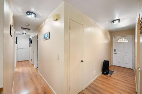 Entry Way - 111 W Oak Hill Dr, Colfax, CA 95713 photo 4 of 4