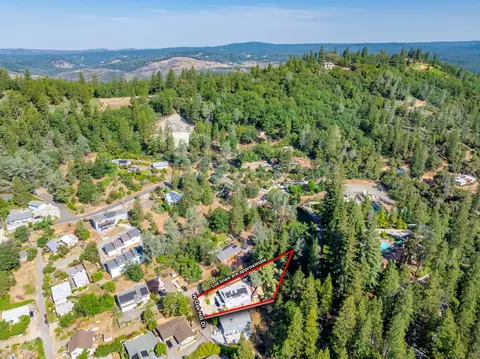 View/Area - 111 W Oak Hill Dr, Colfax, CA 95713 photo 3 of 20