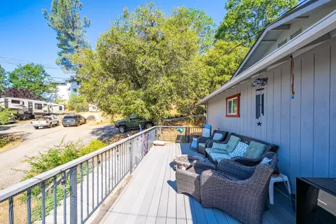 Exterior - 111 W Oak Hill Dr, Colfax, CA 95713 photo 6 of 16