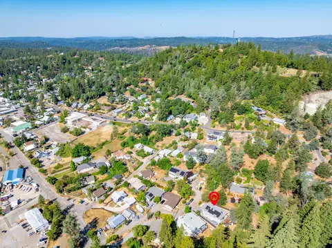 View/Area - 111 W Oak Hill Dr, Colfax, CA 95713 photo 15 of 20