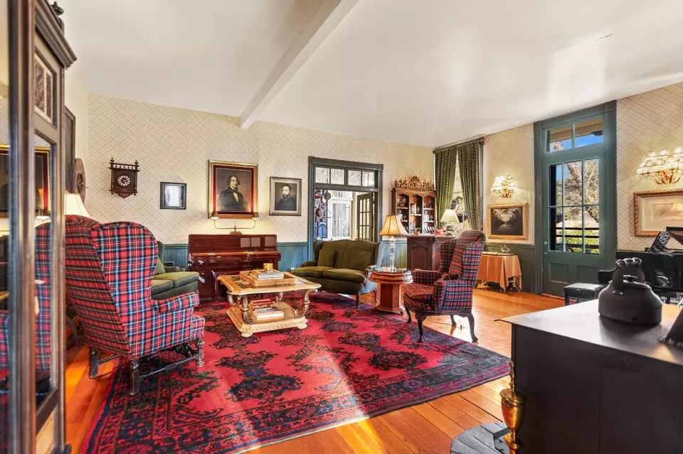 Living - 6655 Orleans St, Georgetown, CA 95634 photo 2 of 6