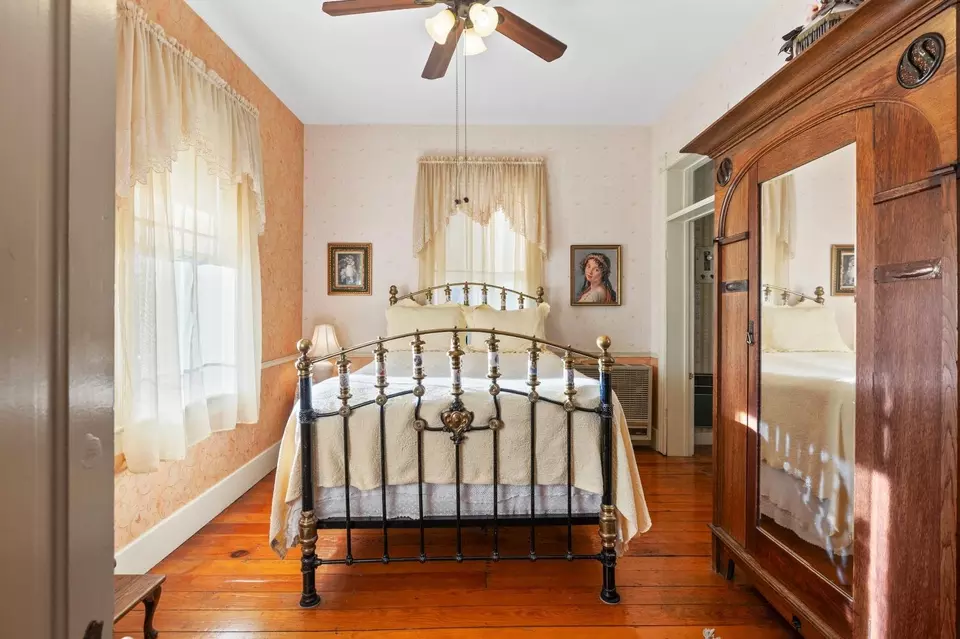 Bedroom - 6655 Orleans St, Georgetown, CA 95634 photo 4 of 19