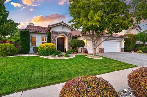 6596 Alder Park Cir, Roseville, CA 95678