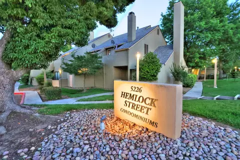 5226 Hemlock #55, Sacramento, CA 95841