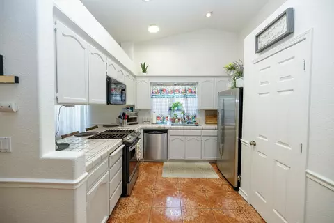 2708 Melanie Ct, Ceres, CA 95307 photo 12