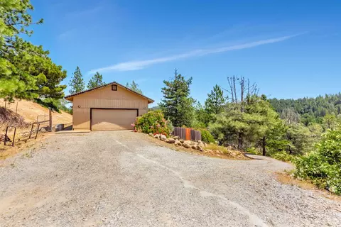 Exterior - 5302 Newtown Rd, Placerville, CA 95667 photo 2 of 9