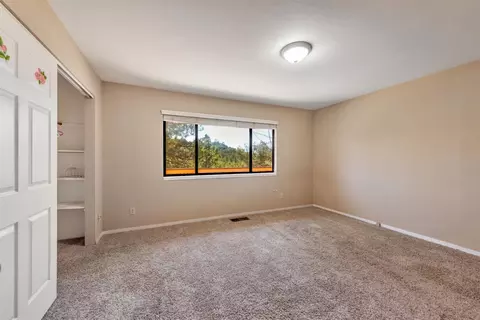 Bedroom - 5302 Newtown Rd, Placerville, CA 95667 photo 3 of 7