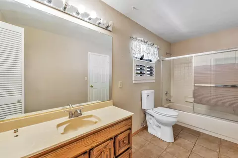 Bath - 5302 Newtown Rd, Placerville, CA 95667 photo 3 of 3