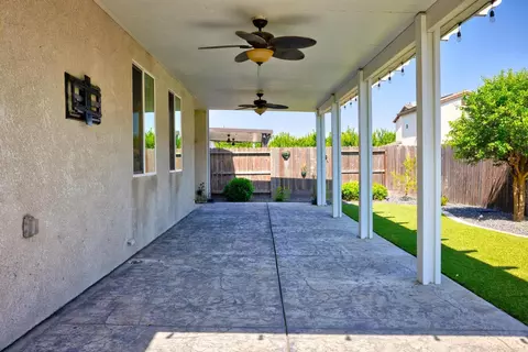 1495 Peach, Manteca, CA 95337 photo 34