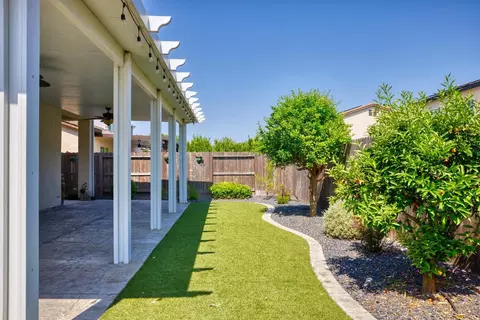 1495 Peach, Manteca, CA 95337 photo 31