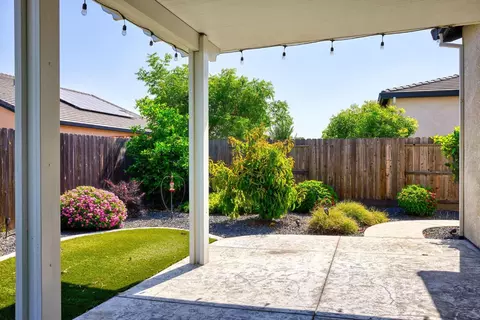 1495 Peach, Manteca, CA 95337 photo 32