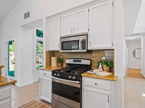 1619 La Paloma Ct, Davis, CA 95618 photo 32