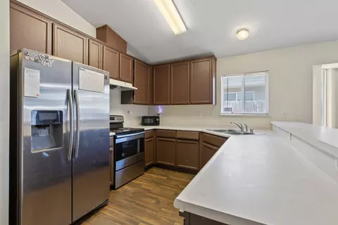 Kitchen - 662 John Ct, Merced, CA 95341 photo 1 of 3