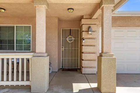 Exterior - 662 John Ct, Merced, CA 95341 photo 4 of 8