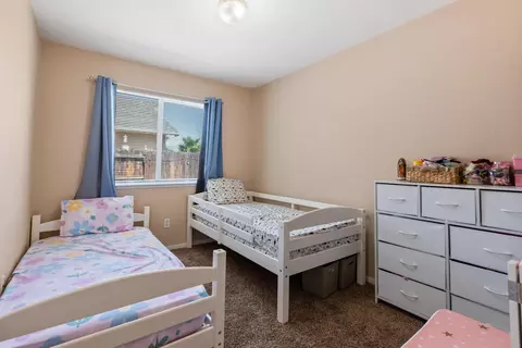 Bedroom - 662 John Ct, Merced, CA 95341 photo 2 of 4