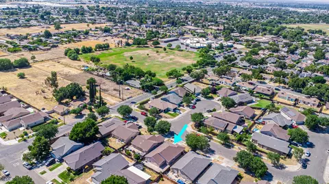 View/Area - 662 John Ct, Merced, CA 95341 photo 4 of 4