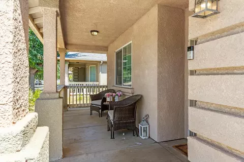 Exterior - 662 John Ct, Merced, CA 95341 photo 5 of 8